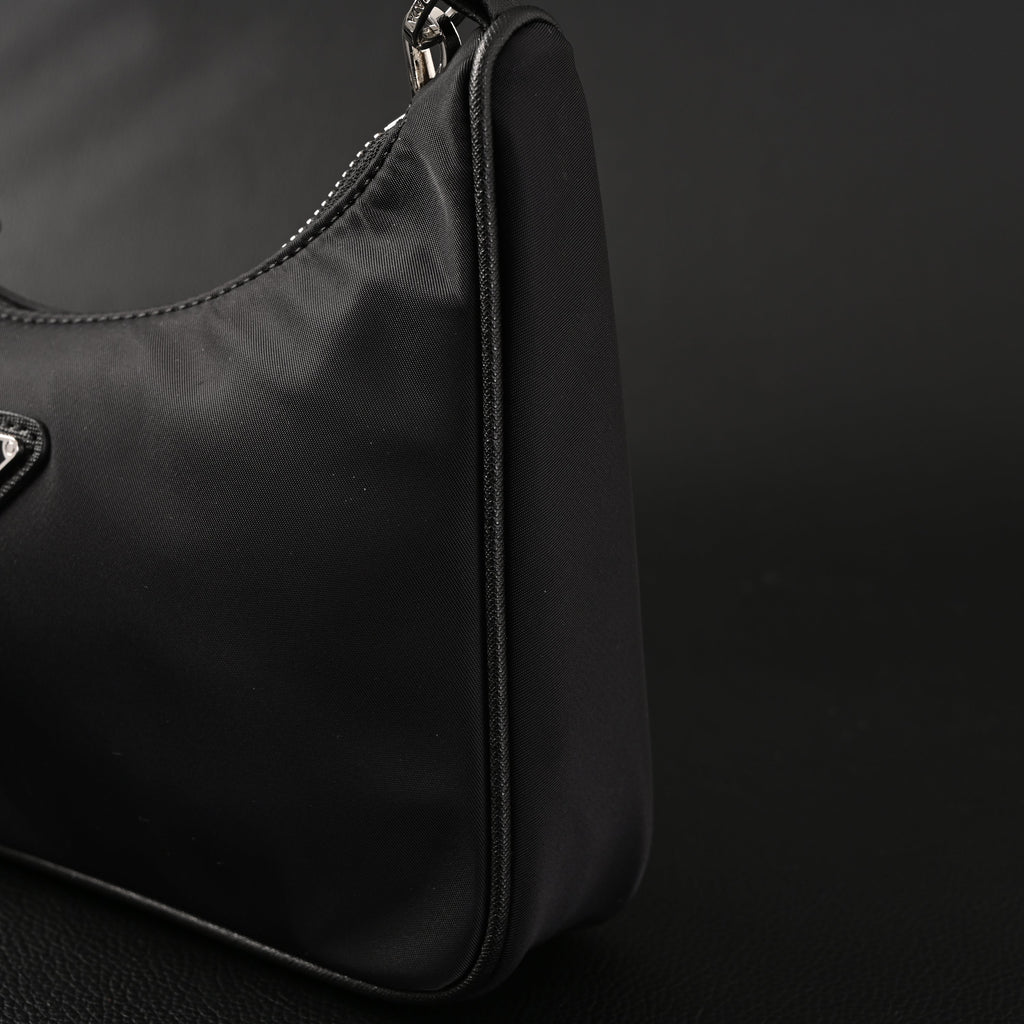 Prada Re-Edition 2005 Nylon Shoulder Bag – Black